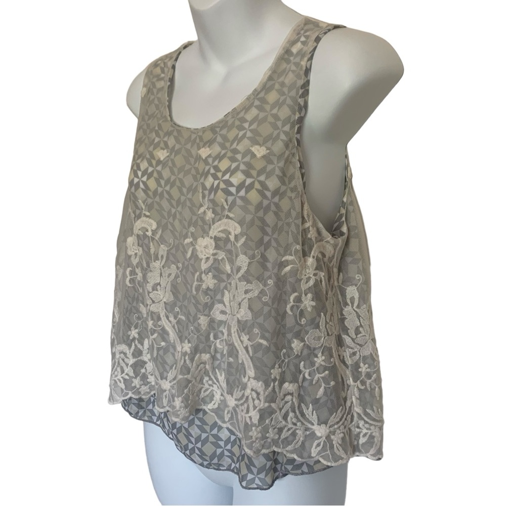 Anthropologie Mauve Lace Overlay Sleeveless Top Size Large - Picture 2 of 8